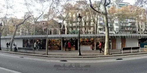 Three Kings and Christmas Artisan Market in Gran Via