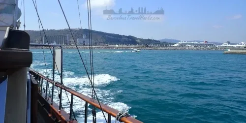 Guide to Barcelona port & coastline boat tours & sailing